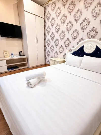Crown Hotel Bui Vien – 照片 12