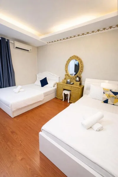 四人房 — Crown Hotel Bui Vien